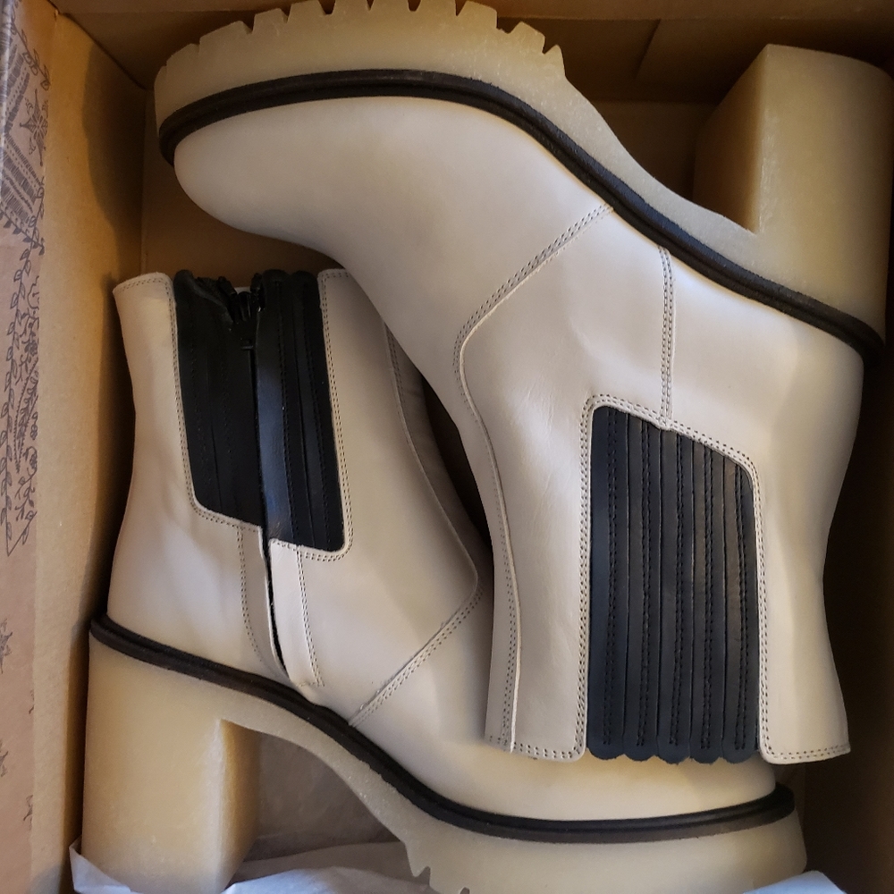 Free People James leather chelsea ankle boots  size 41 US 11 new in box - Picture 5 of 9